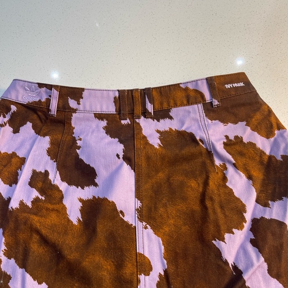 adidas Lilac and Brown Cowprint Button-Front Mini Skirt - Picture 7 of 8
